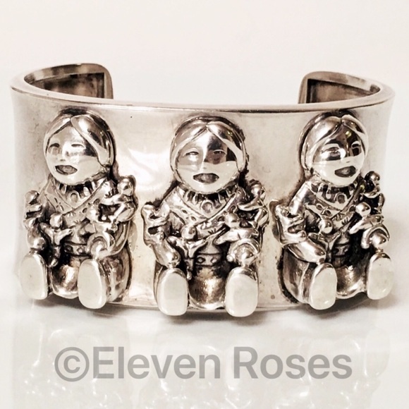 Carol Felley Wide Sterling Storyteller Cuff - Picture 8 of 8